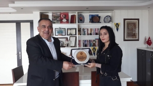 BARIŞ TIRPAN ÖDÜLÜNÜ ALDI