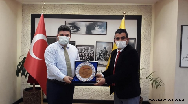 BAŞKAN ERHAN KILIÇ 2020 EN İYİ İLÇE BELEDİYE BAŞKANI SEÇİLDİ