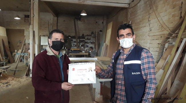 ÖZTÜRK KARDESLER MOBİLYA ÖDÜLÜNÜ ALDI