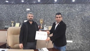 SİRAÇ DEMİR ÖDÜLÜNÜ ALDI