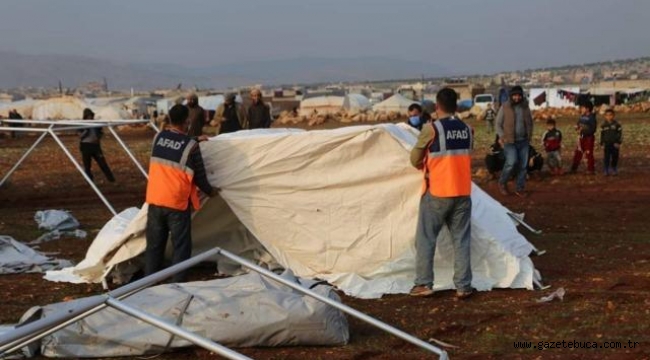 Türkiye'den İdlib'deki sel felaketi mağdurlarına yardım eli