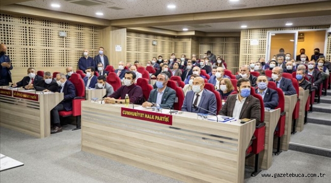  Başkan Soyer'den Menemen'e destek