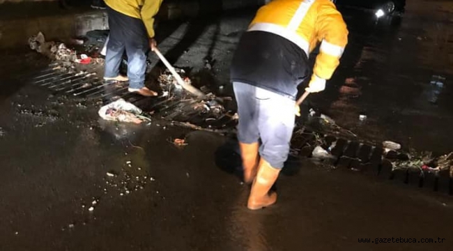 Buca Belediyesi geceden sabaha sağanağa karşı seferber oldu