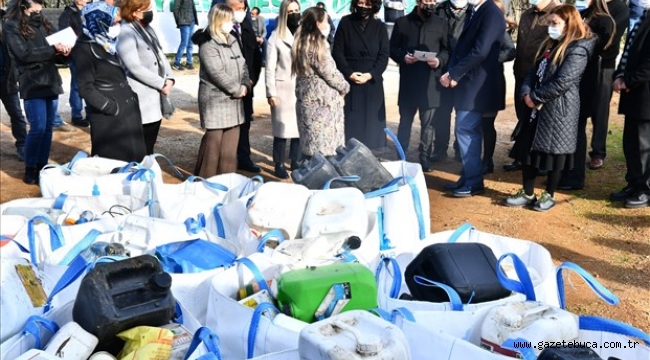 İzmir Büyükşehir'in geri dönüşüm seferberliği sürüyor