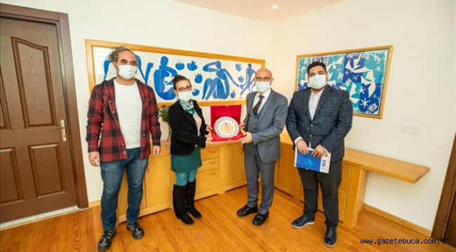  ​Sağlıkçılardan Başkan Soyer'e pandemi teşekkürü