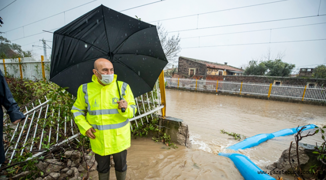 Başkan Soyer çalışmaları yerinde inceledi