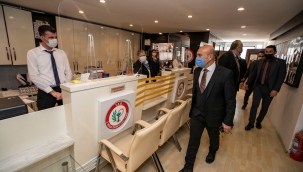 Başkan Soyer'den, İzmir Eczacı Odası'na teşekkür ziyareti