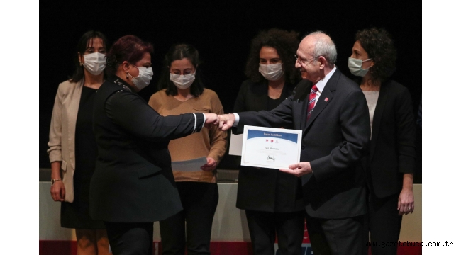 Kılıçdaroğlu'ndan Buca Belediyesi'ne sertifika onuru