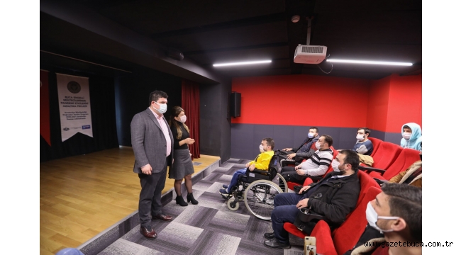 Başkan Kılıç'tan örnek bir proje daha: Mülteciler dil bariyerini eğitimle aşacak