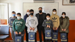 Buca Belediyesi AHBAP'la el ele dayanışmayı büyütüyor