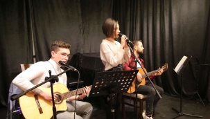 Buca'da sanatın temeli gençlik merkezlerinde atılıyor