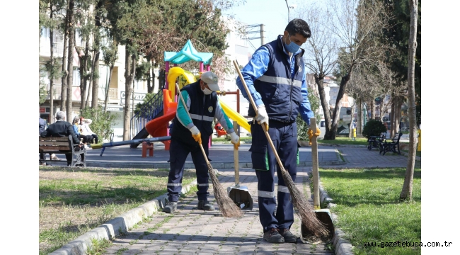 Buca'nın parklarında bahar temizliği