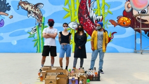 Okul duvarlarına denizi taşıyorlar