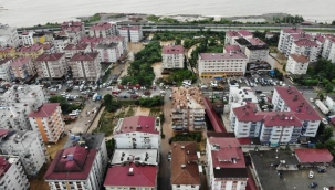 Bakan Koca: Artvin'de göçük altında kalan bir kişinin hastaneye nakli yapıldı