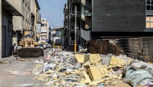 Buca'da kaçak moloz tehdidi kontrolden çıkıyor