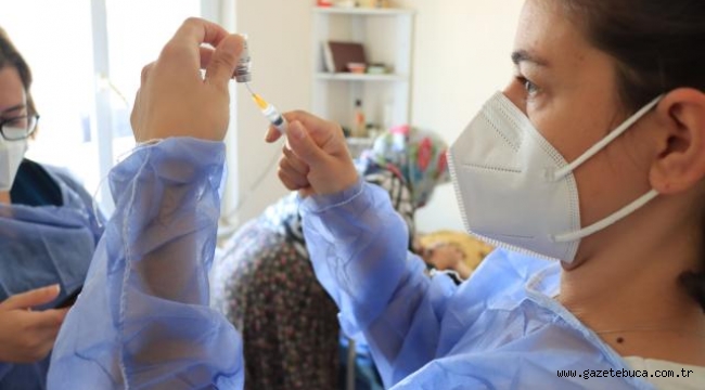 İzmir'de aşılananların sayısı 4 milyonu geçti