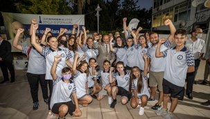 Başkan Soyer sporcularla bir araya geldi