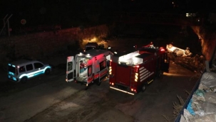 Buca'da otomobil dereye düştü: 4 yaralı