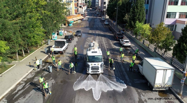 Buca sokaklarında dip köşe sonbahar temizliği