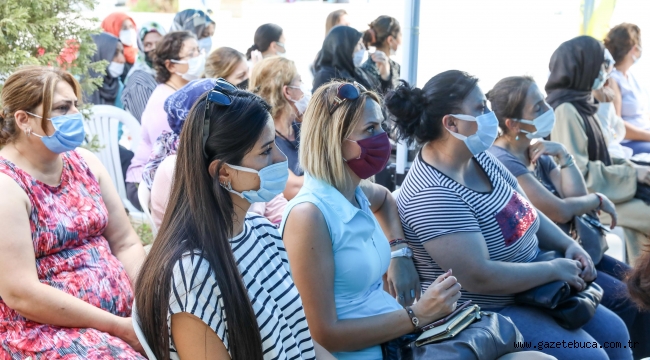 Bucalı annelere bebek besleme eğitimi