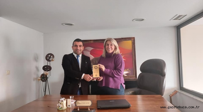 AYSUN ÖNAL ÖDÜLÜNÜ ALDI