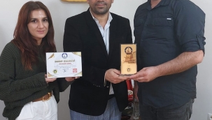 BUCA ALAÇATI GARDEN AİLESİ ÖDÜLÜNÜ ALDI