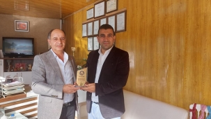 CELAL SELİK ÖDÜLÜNÜ ALDI