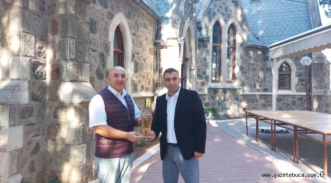 ERTAN ÇEVİK ÖDÜLÜNÜ ALDI