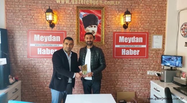 GENÇ SİYASETÇİ HAYDAR GÖKTEPE ÖDÜLÜNÜ ALDI.