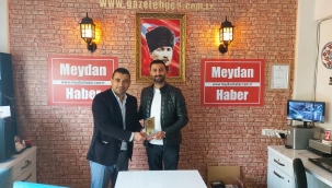 GENÇ SİYASETÇİ HAYDAR GÖKTEPE ÖDÜLÜNÜ ALDI.