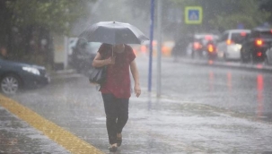Meteoroloji saat verdi: Ege'de kuvvetli sağanak bekleniyor