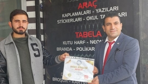 AKER REKLAM ÖDÜLÜNÜ ALDI