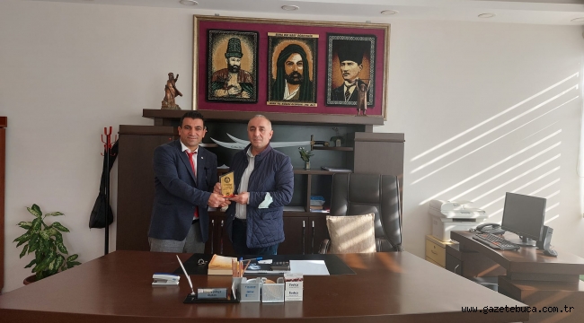 ALEVİ KÜLTÜR DERNEĞİ ÖDÜLÜNÜ ALDI