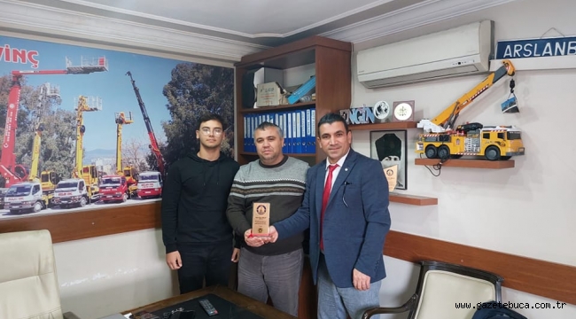 ARSLAN VİNÇ ÖDÜLÜNÜ ALDI