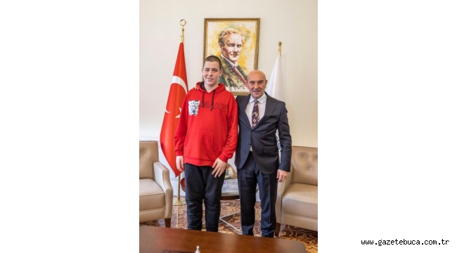 Başkan Soyer Kaan'ı Buca Metrosu'nun temel atma törenine davet etti