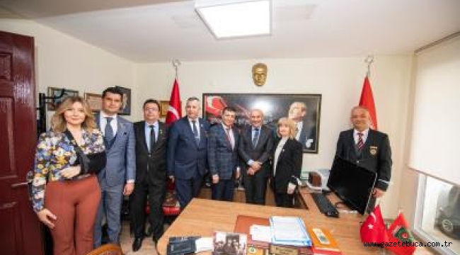 Başımızın üzerinde yeriniz var