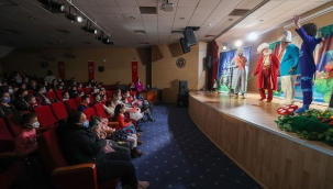     Buca'da tiyatro rüzgârı esti