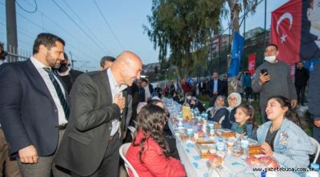 Başkan Soyer Lale Mahallesi'nin çehresini değiştiren parkın açılışını yaptı