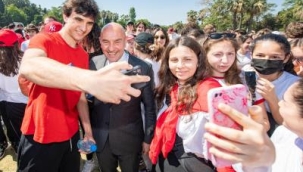 Başkan Soyer: "Bu memleketin size ihtiyacı var"