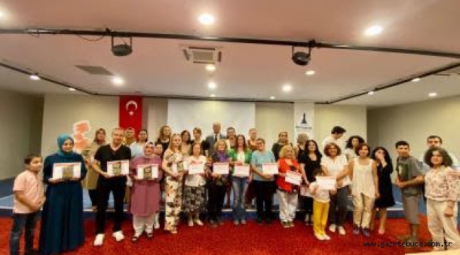 "Mahallemizin Kadınları Sinema Yapıyor" projesi ilk mezunlarını verdi