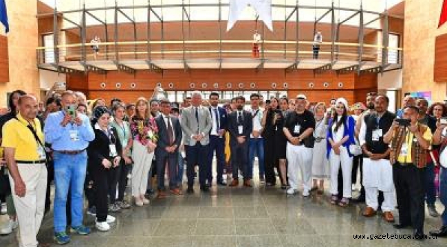 Suluboya Festivali barış mesajlarıyla başladı