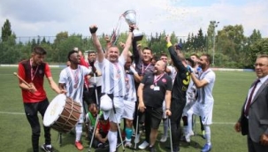 İzmir Büyükşehir Belediyesi Gençlik ve Spor Kulübü ilk üçte Sezonu 19 galibiyetle tamamladı