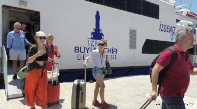  İzmirliler Midilli gezisini çok sevdi