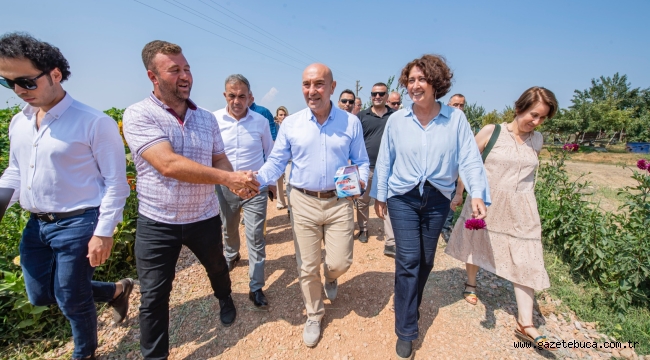 Başkan Tunç Soyer Beydağ'da üreticilerle buluştu