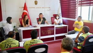 Seferihisar'da kağıt toplayıcılar Sıfır Atık Bilgi Sistemi'ne dahil edildi.