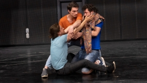 İzmir Büyükşehir Belediyesi Şehir Tiyatroları yeni sezona yeni sahnesinde başlıyor