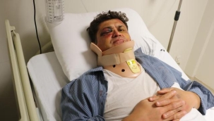 'Beyaz kod' veren doktoru sopalarla darbettiler