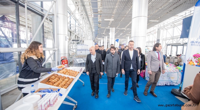 Başkan Soyer'den Fuar İzmir'e gönüllü çağrısı "İzmirlileri bu dayanışmanın parçası olmaya davet ediyorum"