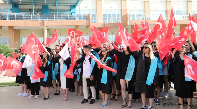 BAŞKAN DEVECİLER: "GENÇLERİMİZ GELECEĞİMİZDİR"