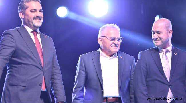 CUMHUR İTTİFAKI'NI BULUŞTURAN KONSERE YOĞUN İLGİ